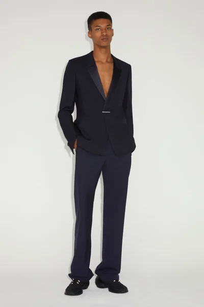 Look 4